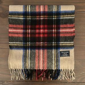 Abercrombie and Fitch wool scarf